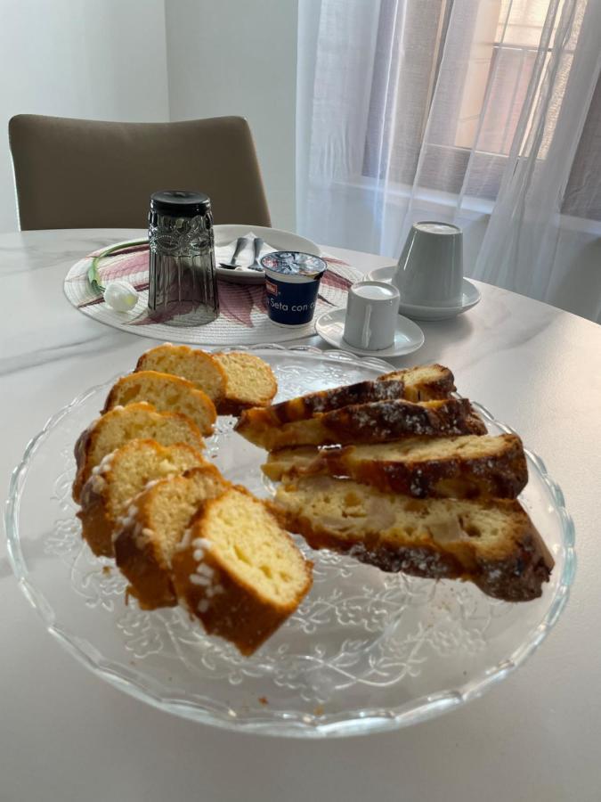 B & B Piazza Angioina 拉奎拉 外观 照片