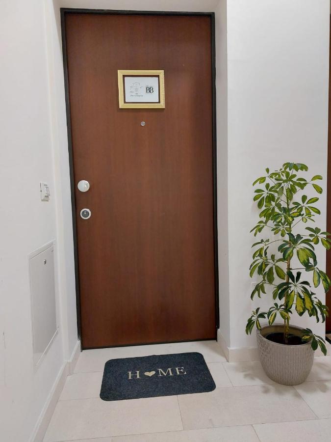 B & B Piazza Angioina 拉奎拉 外观 照片